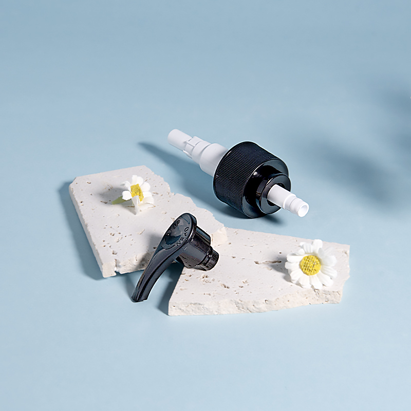 Customizable color and logo bottle